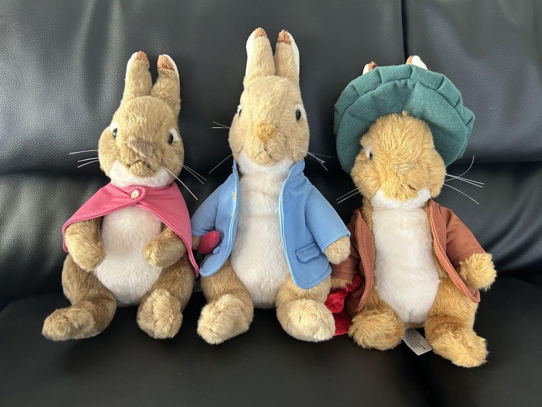ピーターラビット(プレート＆ぬいぐるみセット) Amazon.co.jp: ピーターラビット ぬいぐるみ セット : おもちゃ
